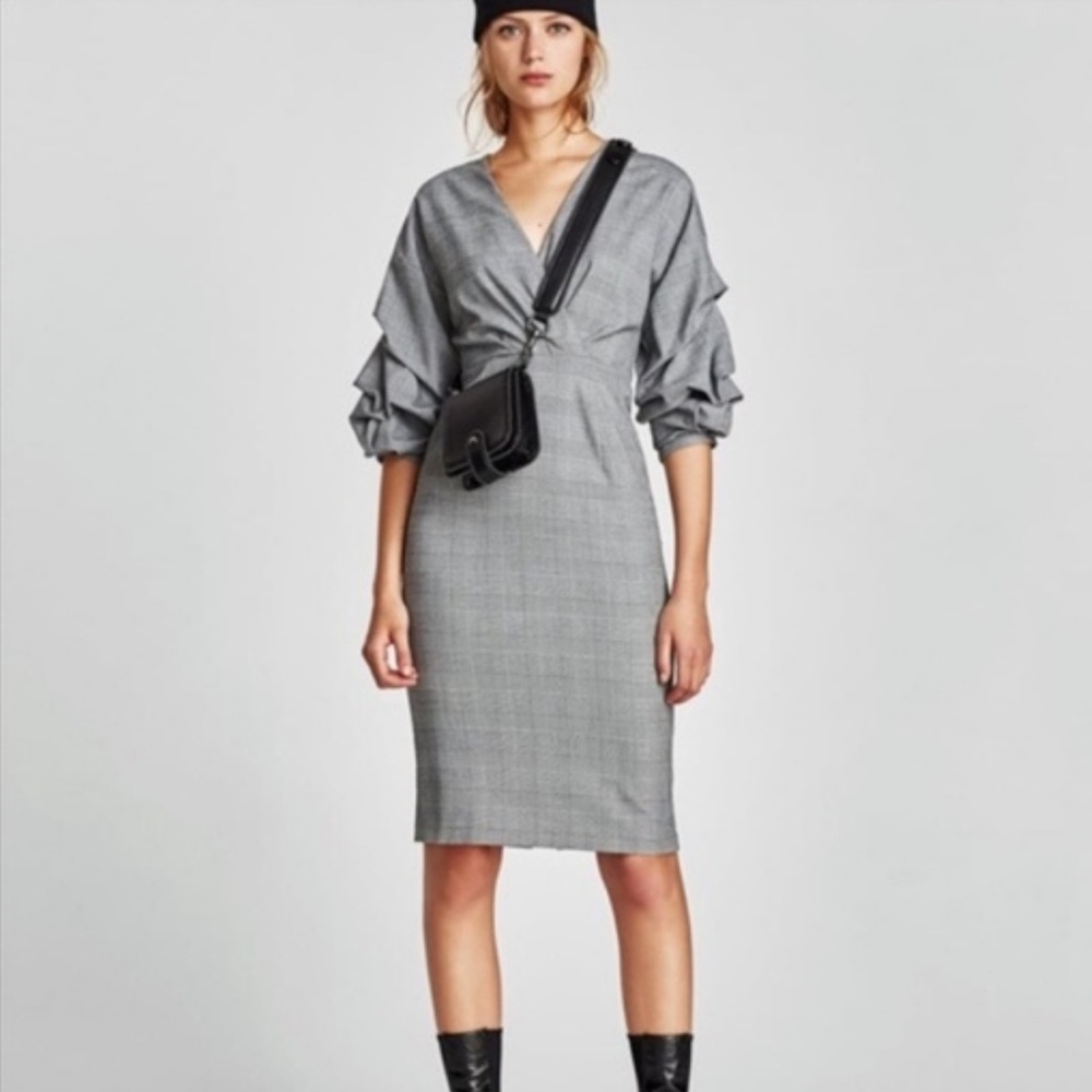 ZARA NWT Houndstooth Plaid Pin Tuck Pleated Sleeve Surplice Dress